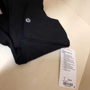 Wunder Under sz 4 Black